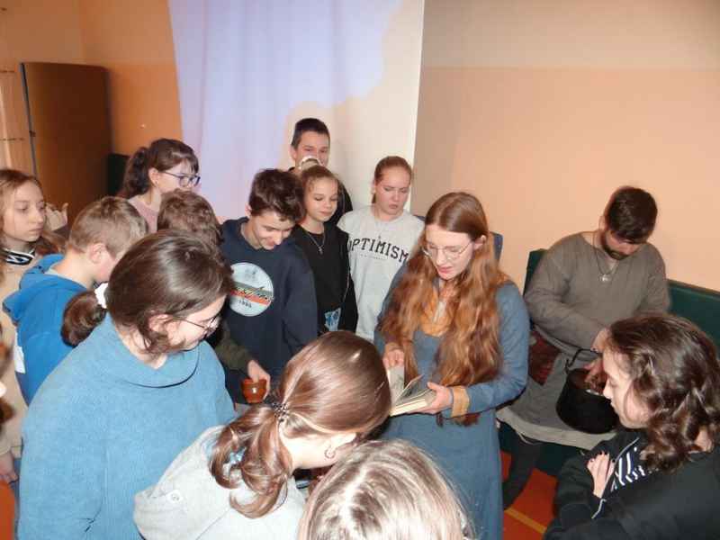 klasa VIII poznaje zioła