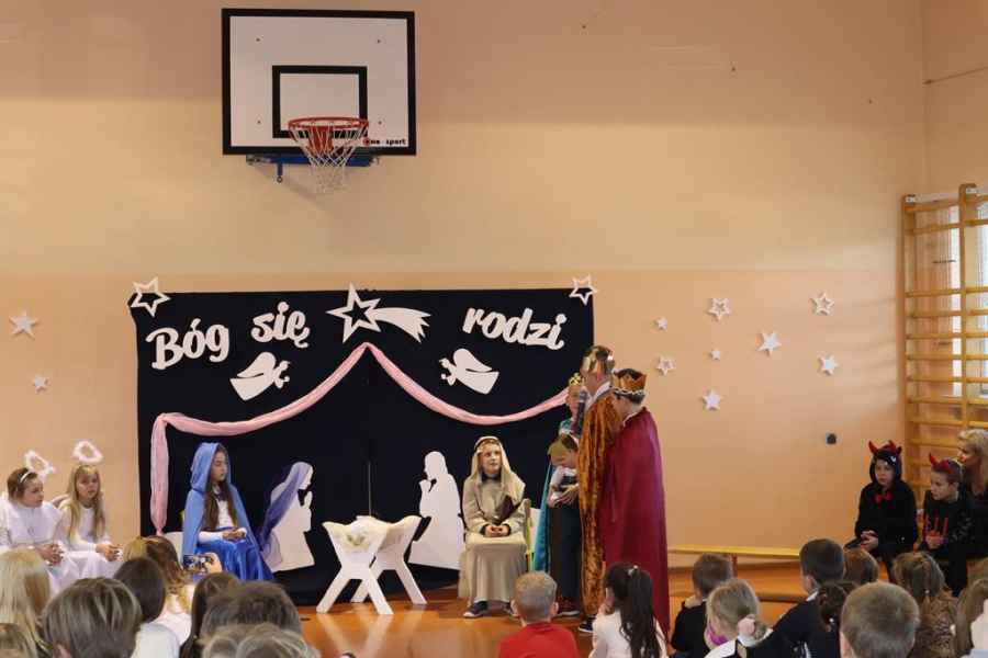 Jasełka w wykonaniu klasy 3a