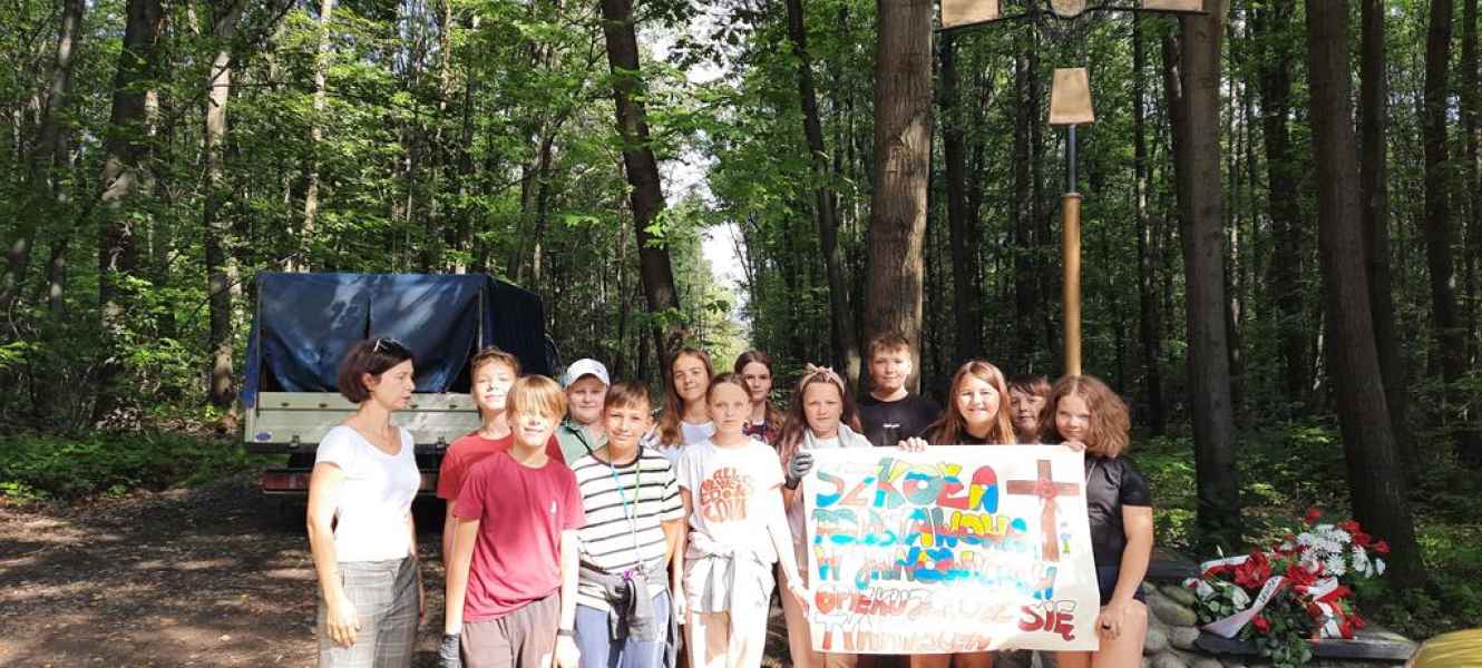 akcja sprzątanie świata i projekt historyczny