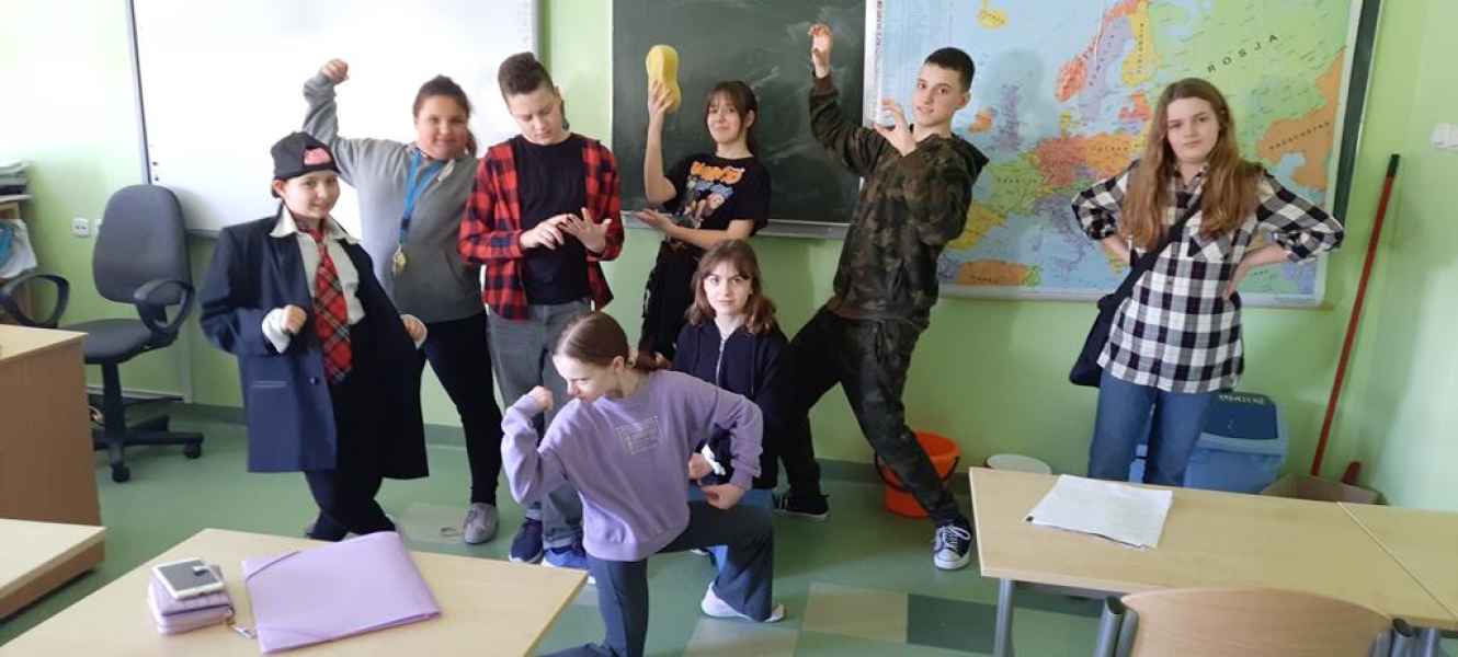 zespół teatralny realizujący projekt